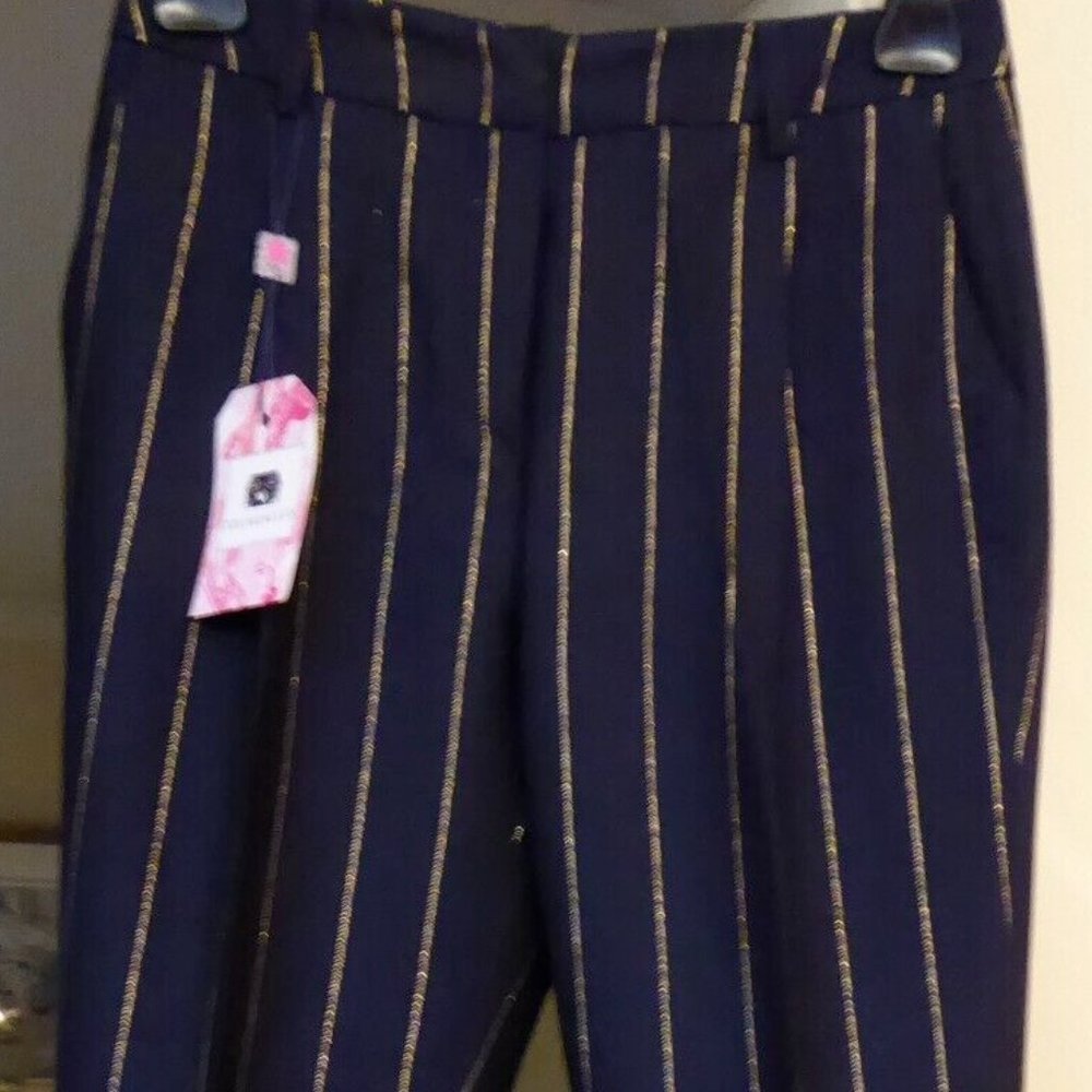 Vilagallo Wool Navy Gold Pin Stripe Front Pleat w/Cuffs Pant EU 38 USA 6 Women's